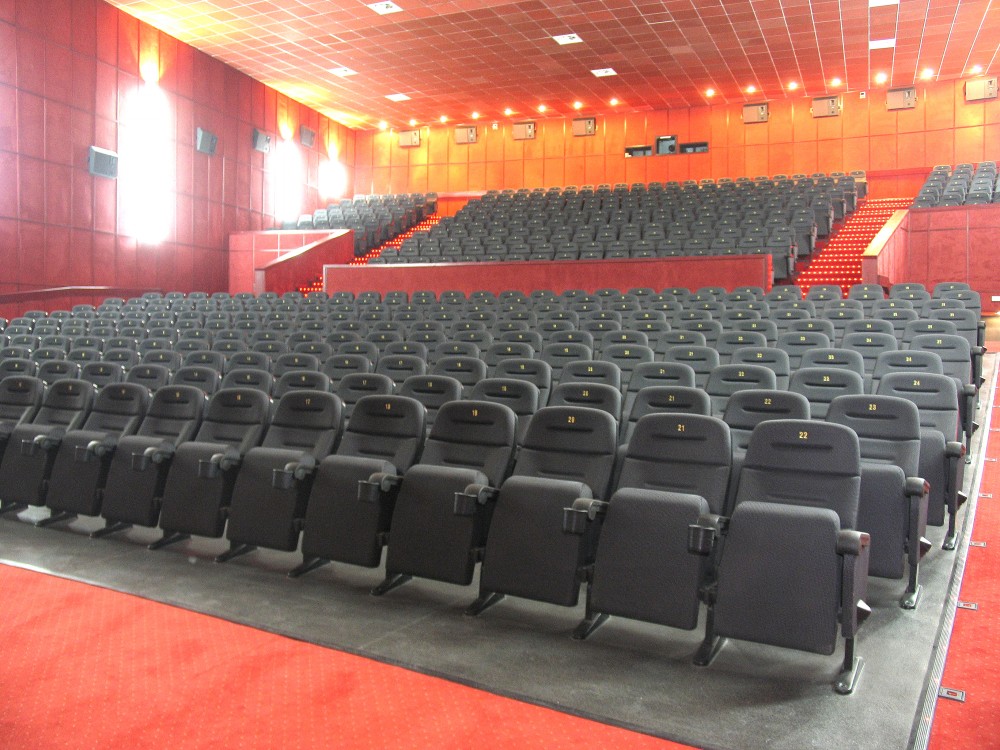 Pepa Seating Cines