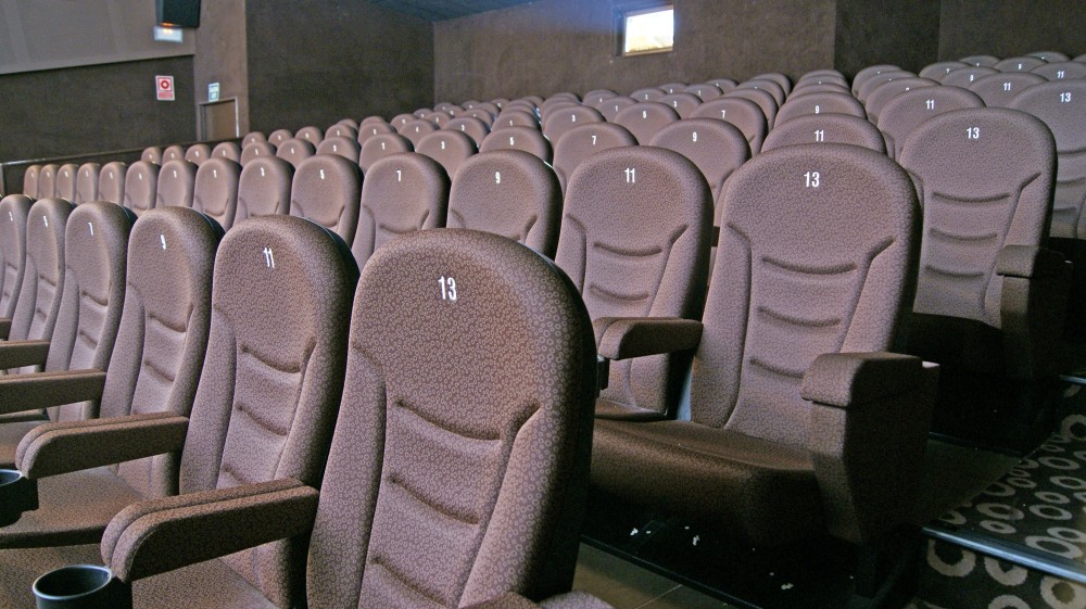 Pepa Seating Cines